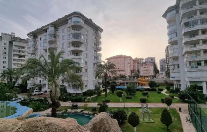 Orange-banana Garden Alanya